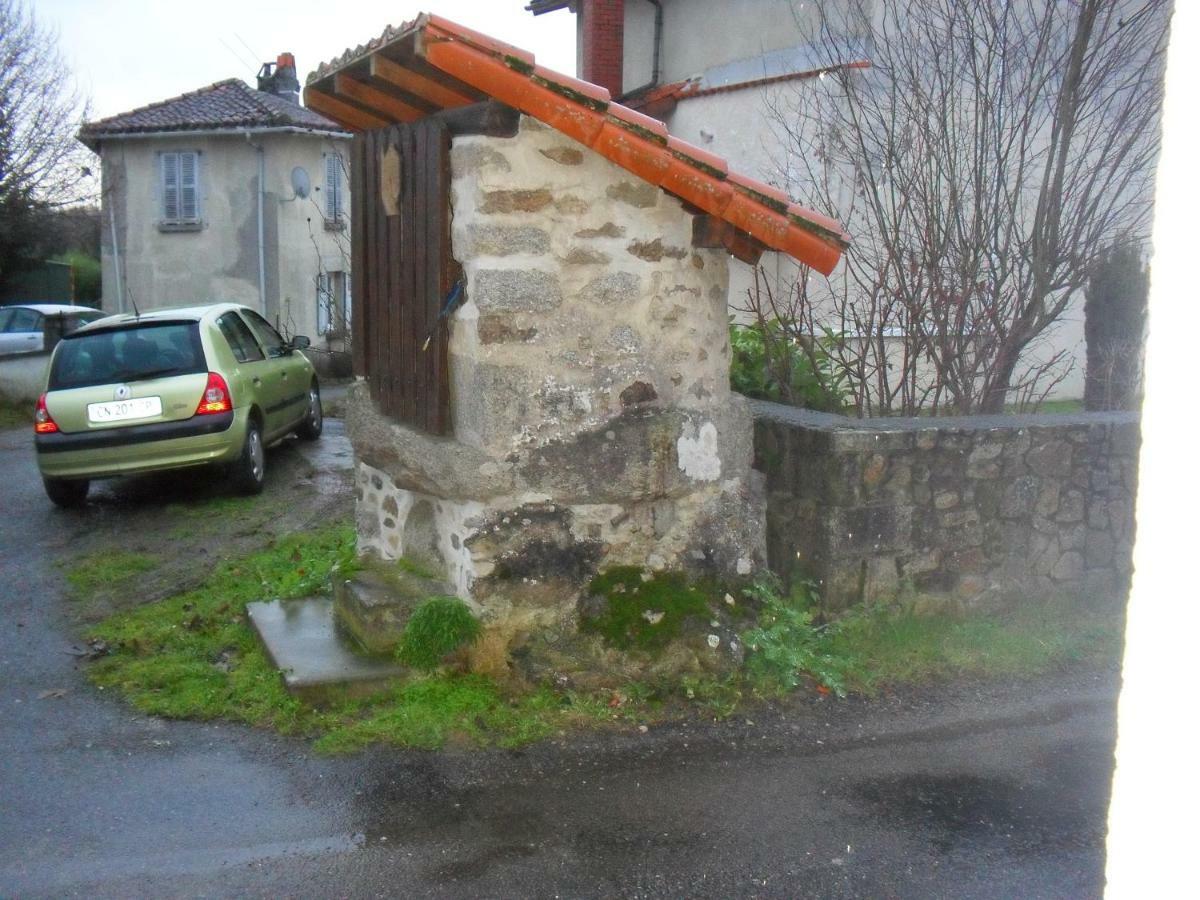 Hotel L'Ancienne Epicerie Oradour-sur-Glane Exterior foto